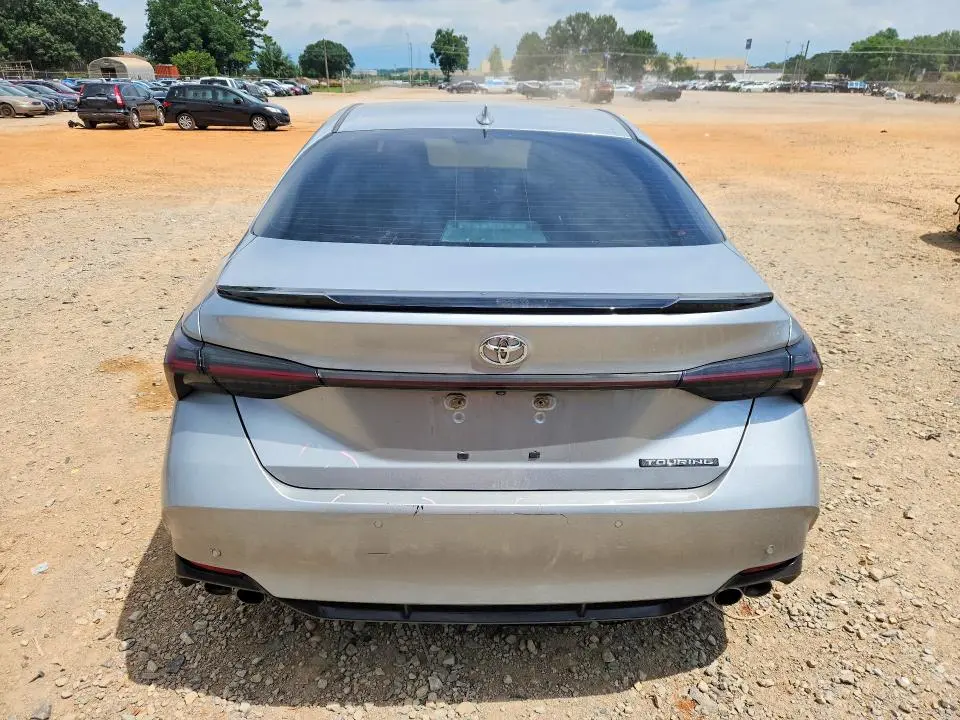 2019 TOYOTA AVALON TOURING  