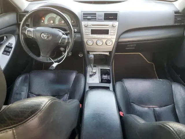 2011 TOYOTA CAMRY SE