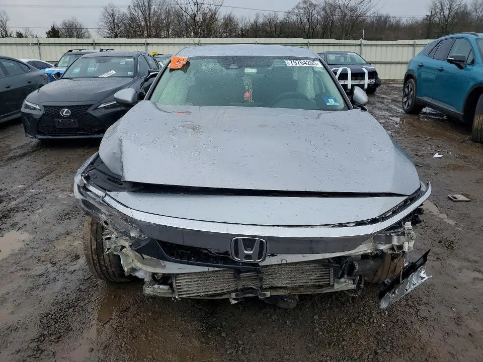 2018 HONDA ACCORD LX  