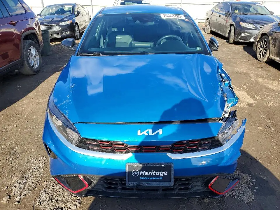2023 KIA FORTE GT-LINE  