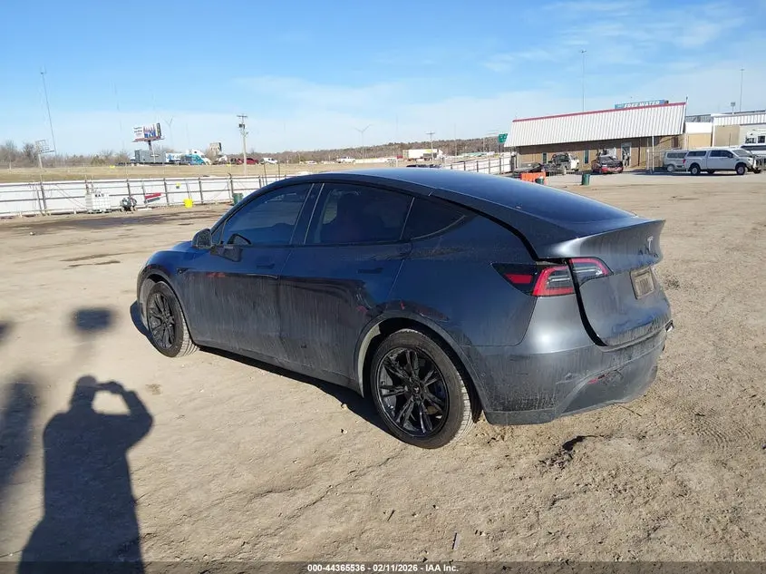 2022 TESLA MODEL Y LONG RANGE DUAL MOTOR ALL-WHEEL DRIVE