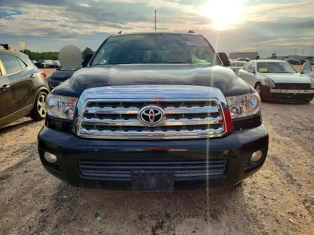 2013 TOYOTA SEQUOIA SR5  