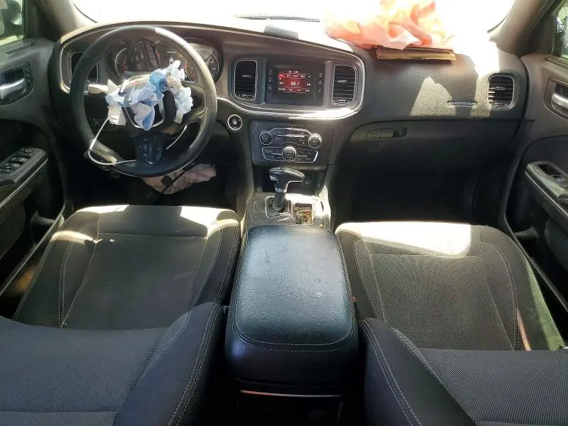 2017 DODGE CHARGER SE  