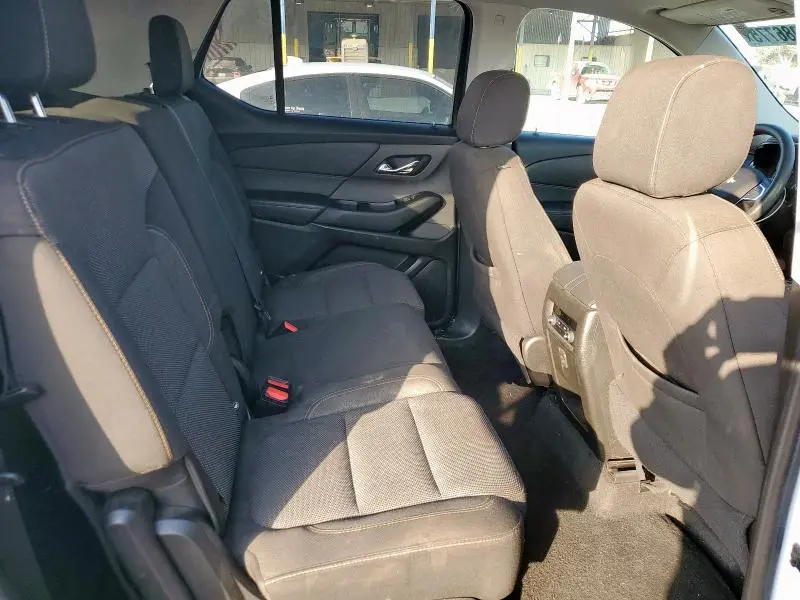 2018 CHEVROLET TRAVERSE LS  