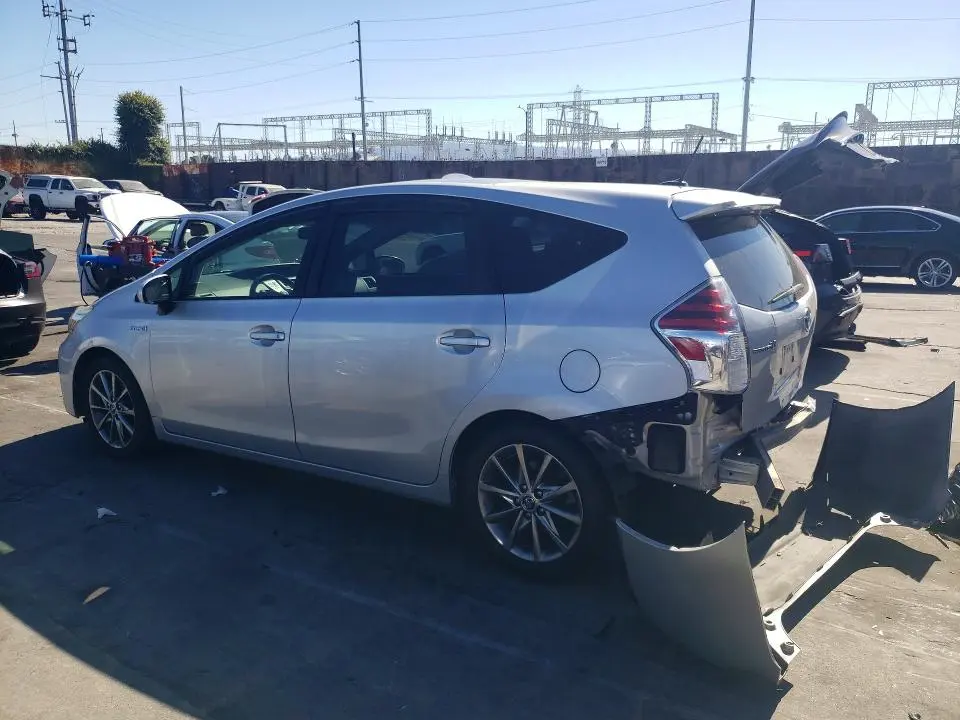 2015 TOYOTA PRIUS V FIVE  