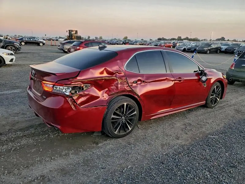 2018 TOYOTA CAMRY XSE  