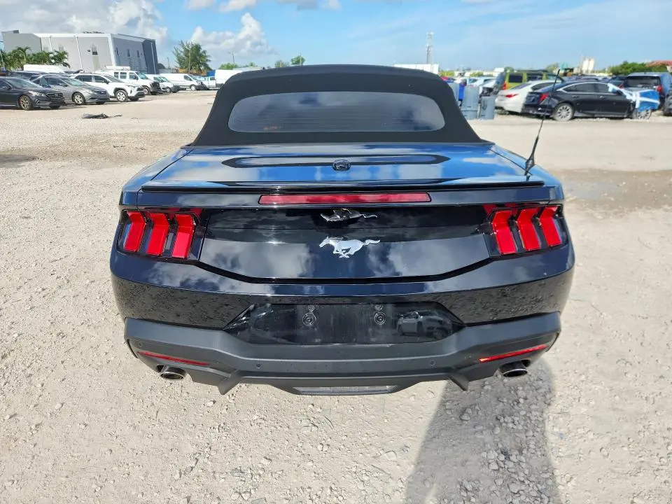 2025 FORD MUSTANG   