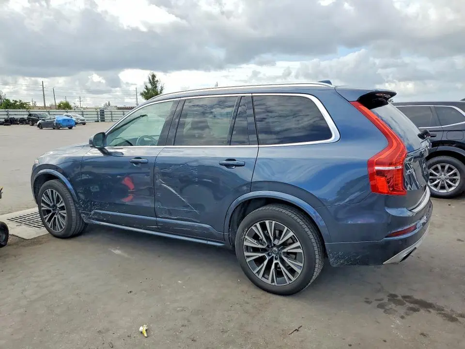 2021 VOLVO XC90 T5 MOMENTUM  