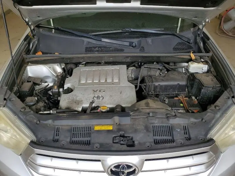 2012 TOYOTA HIGHLANDER BASE  