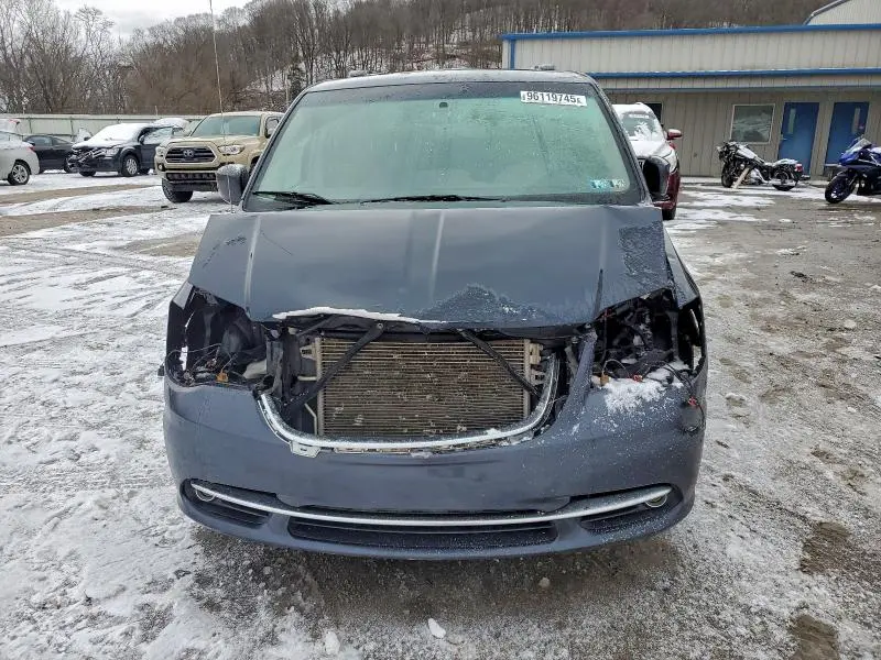 2013 CHRYSLER TOWN & COUNTRY TOURING  