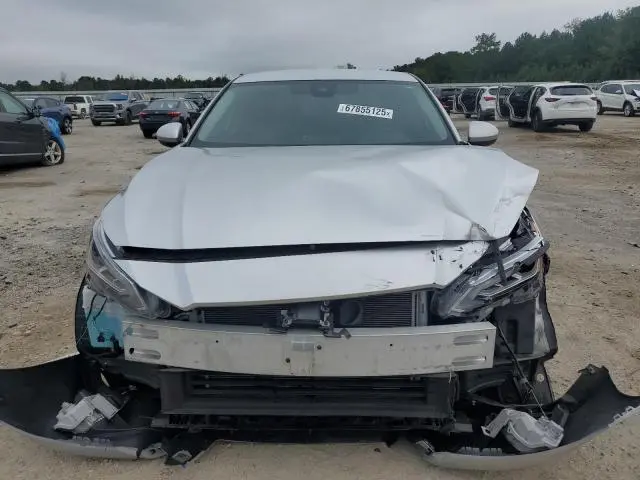 2021 NISSAN ALTIMA SV  