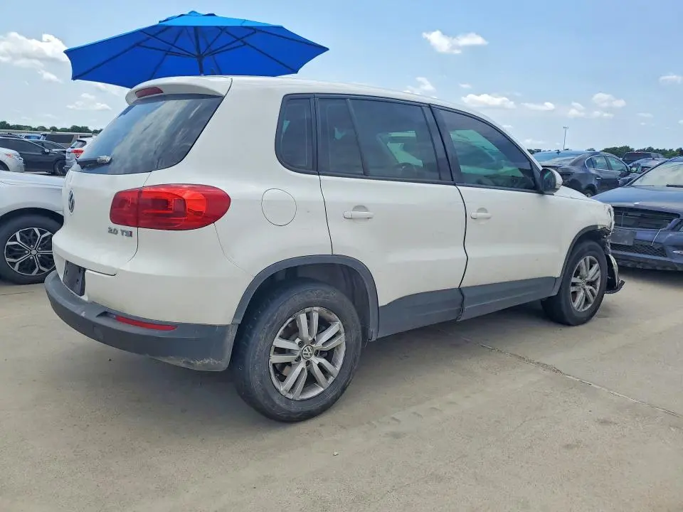 2013 VOLKSWAGEN TIGUAN S  