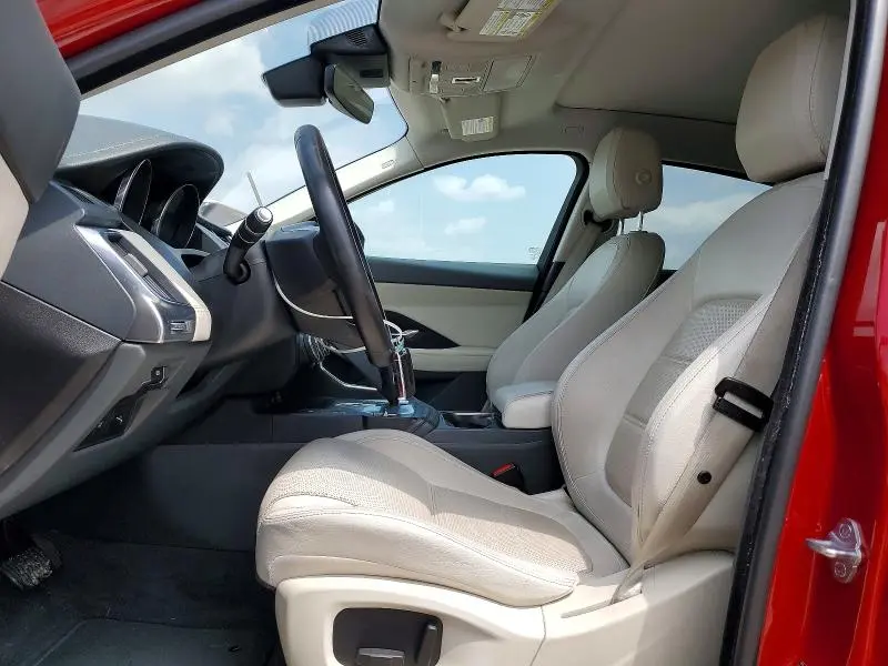 2019 JAGUAR E-PACE S  