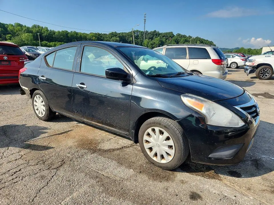2015 NISSAN VERSA 1.6 SV  