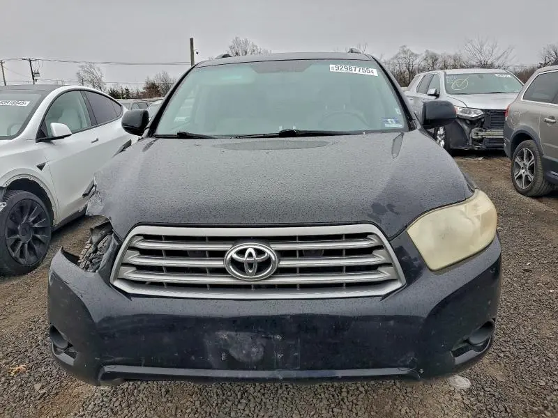 2010 TOYOTA HIGHLANDER   