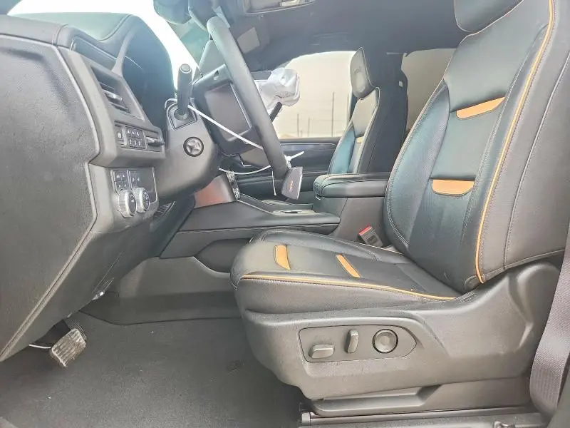 2024 GMC YUKON XL K1500 AT4  