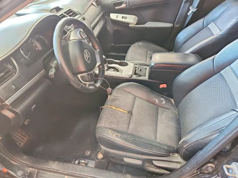 2012 TOYOTA CAMRY SE  