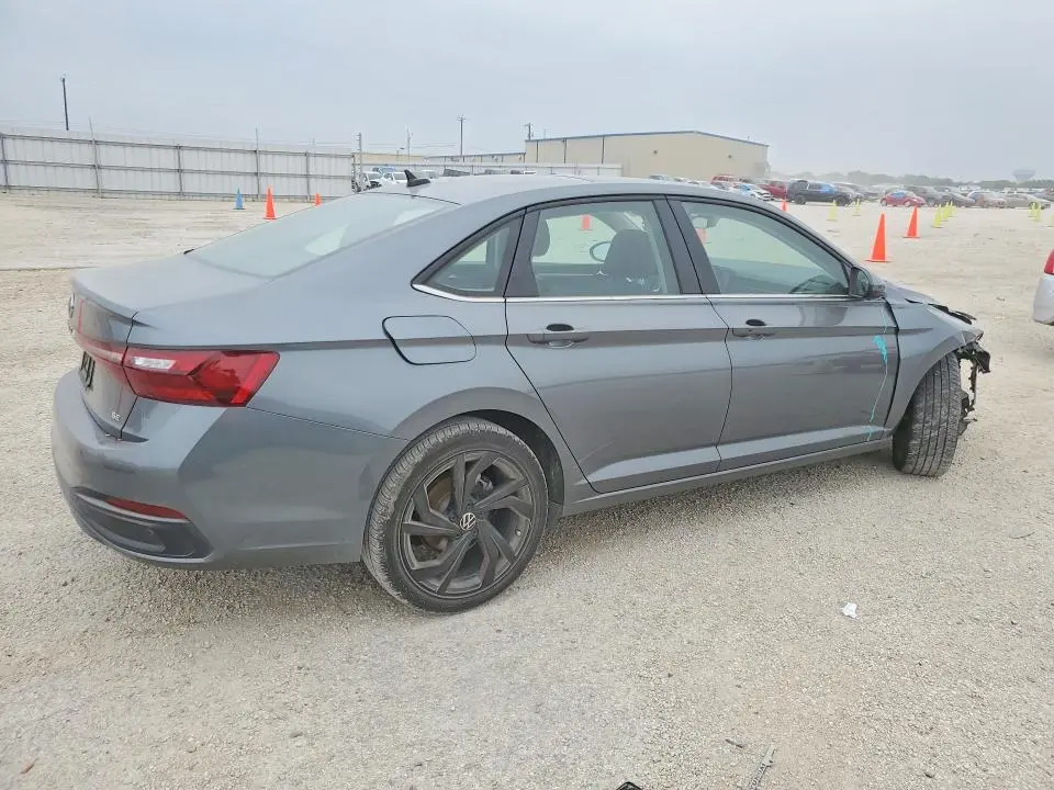 2025 VOLKSWAGEN JETTA   