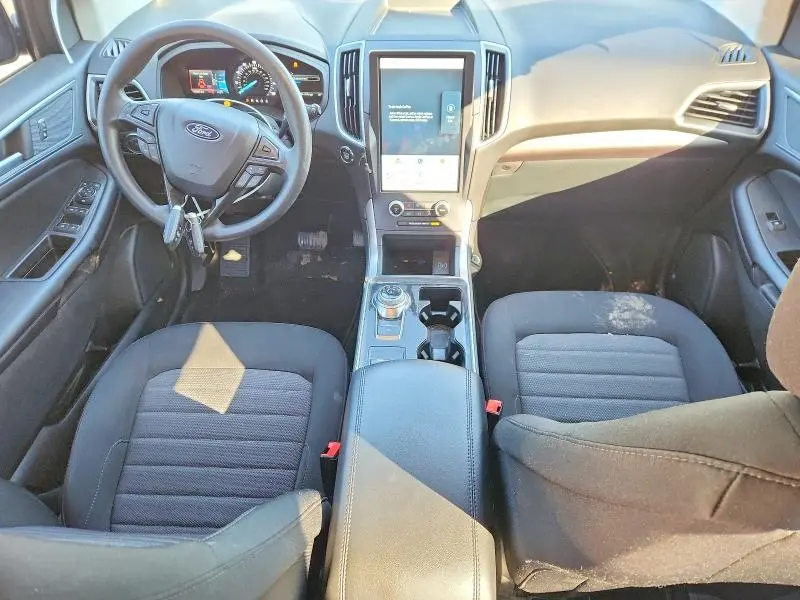 2024 FORD EDGE TITAN   