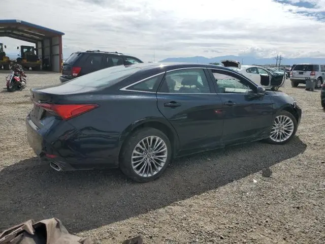 2019 TOYOTA AVALON XLE  