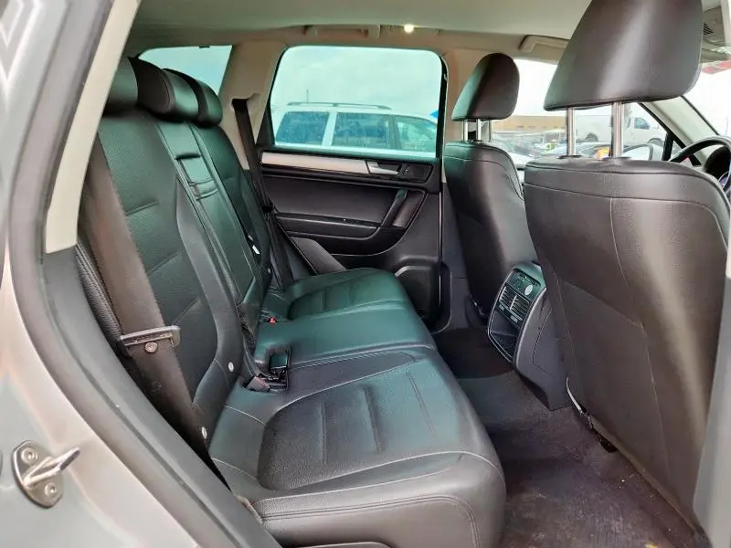 2013 VOLKSWAGEN TOUAREG V6  