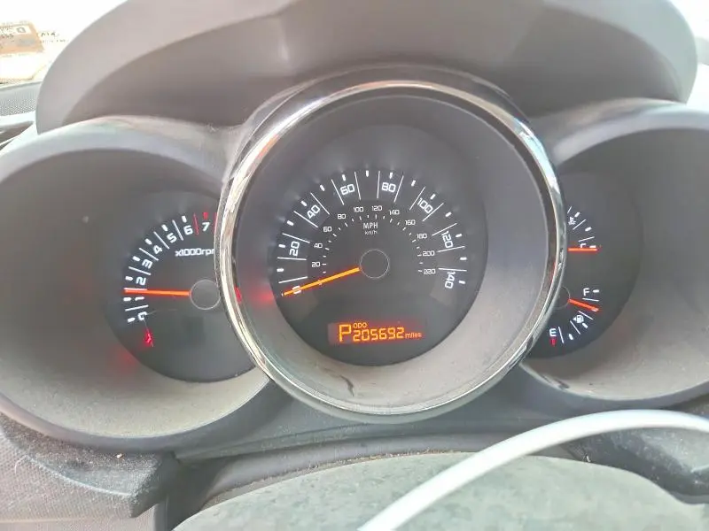 2011 KIA SOUL +  