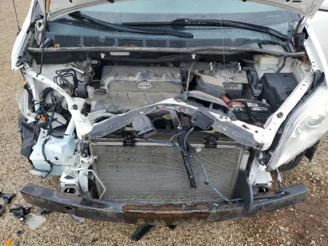 2014 TOYOTA SIENNA XLE  