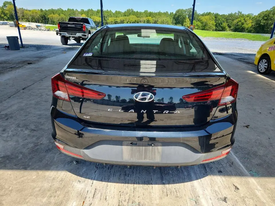 2020 HYUNDAI ELANTRA SE  