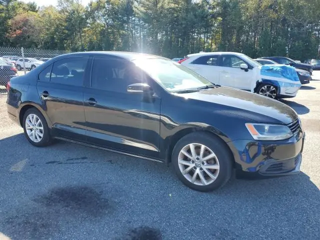 2011 VOLKSWAGEN JETTA SE  