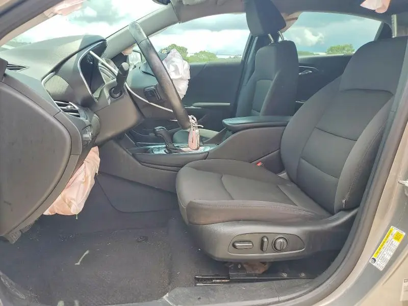2017 CHEVROLET MALIBU LT  