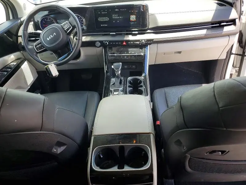 2024 KIA CARNIVAL EX  