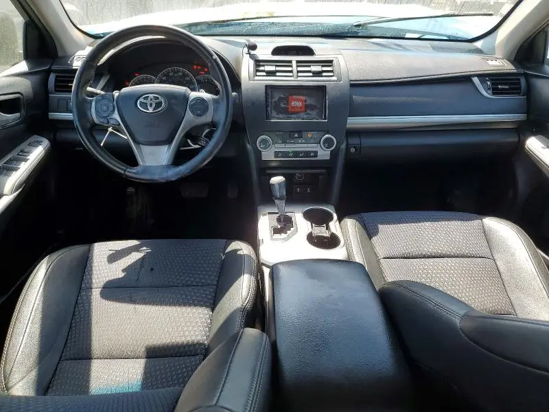 2013 TOYOTA CAMRY SE  
