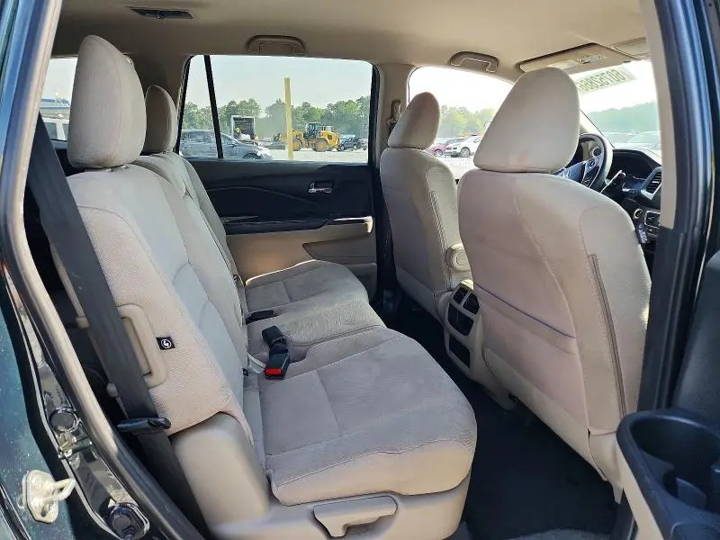2016 HONDA PILOT LX  