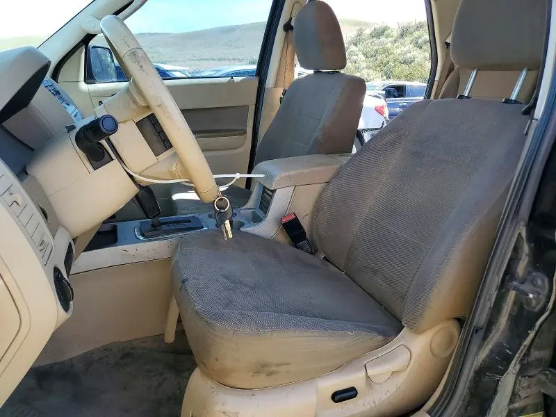 2010 FORD ESCAPE XLT  
