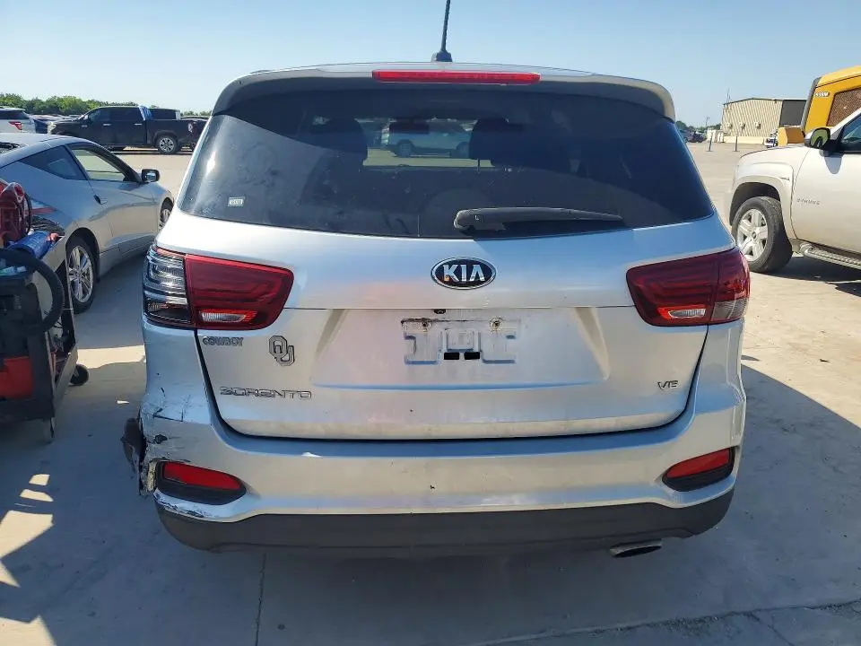 2019 KIA SORENTO LX V6  