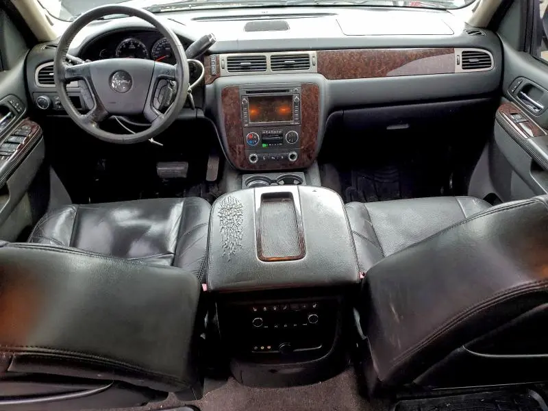 2010 GMC YUKON   
