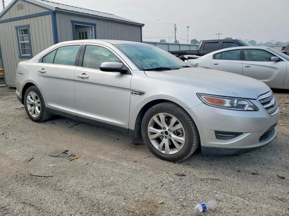 2011 FORD TAURUS SEL  
