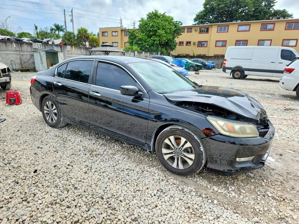 2013 HONDA ACCORD LX  