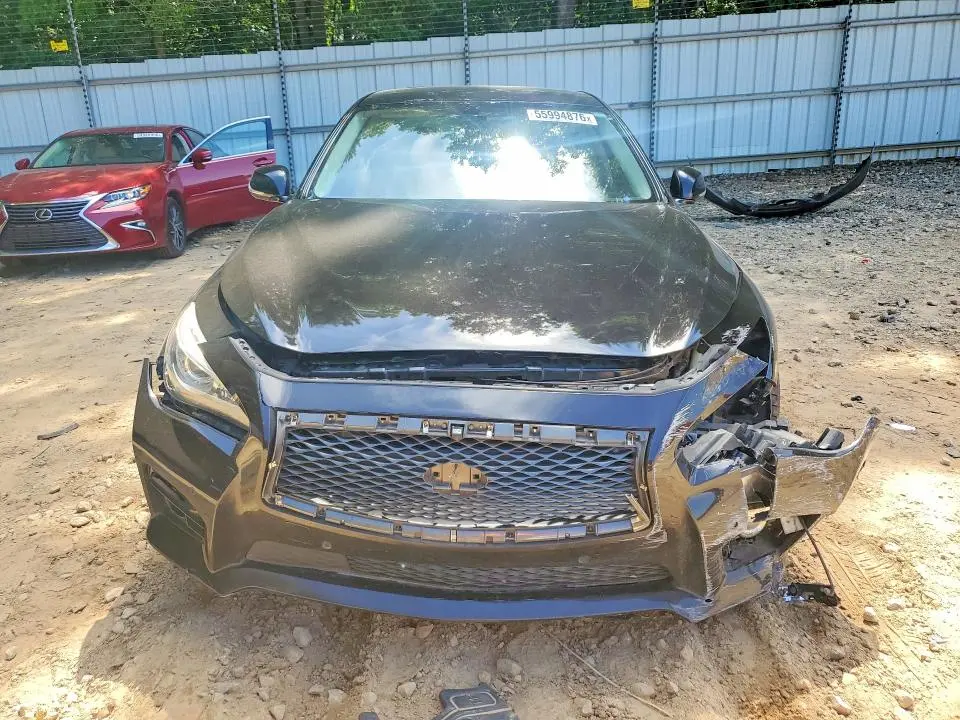 2016 INFINITI Q50 RED SPORT 400  