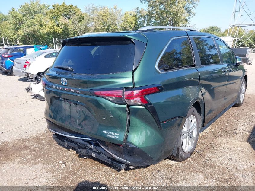 2022 TOYOTA SIENNA PLATINUM