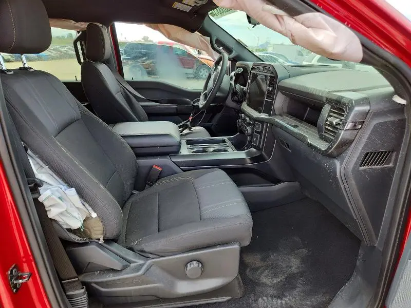 2024 FORD F150 STX  