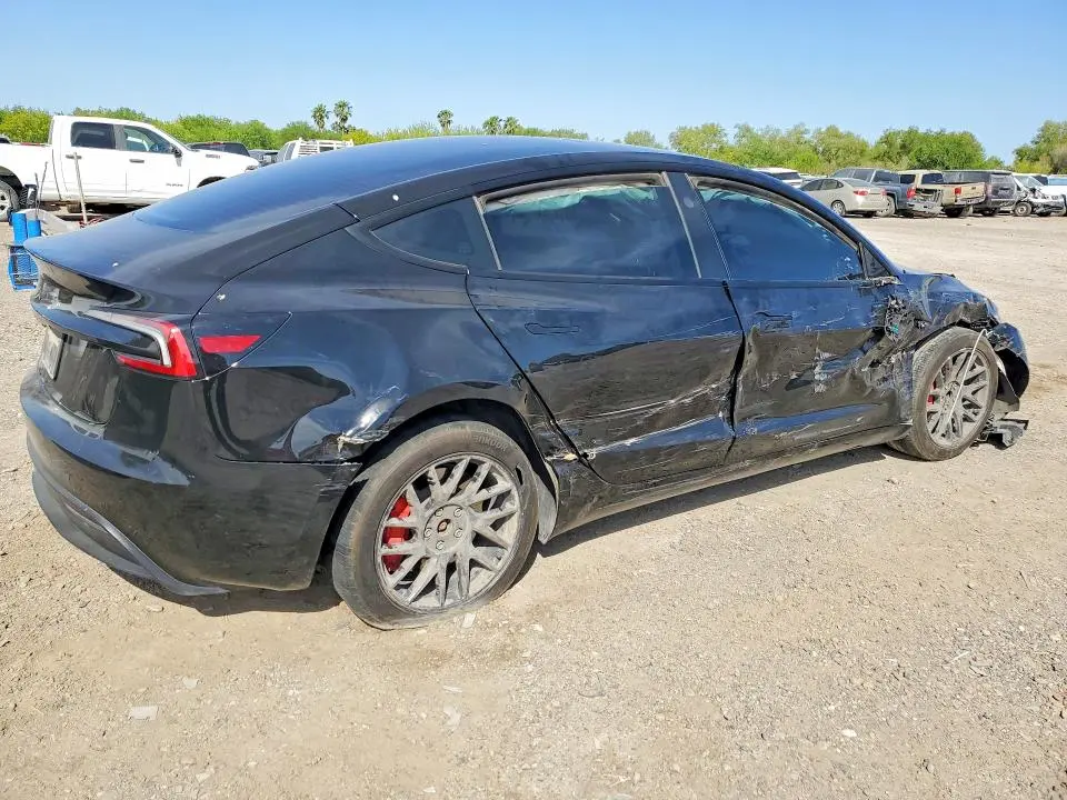 2025 TESLA MODEL 3   
