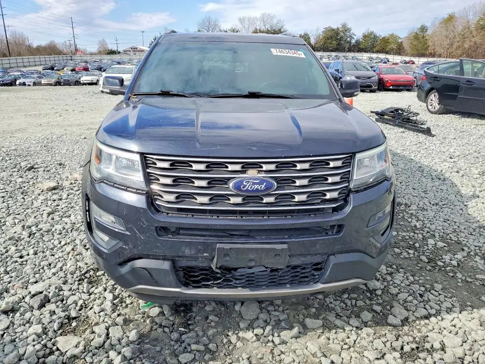 2017 FORD EXPLORER XLT  