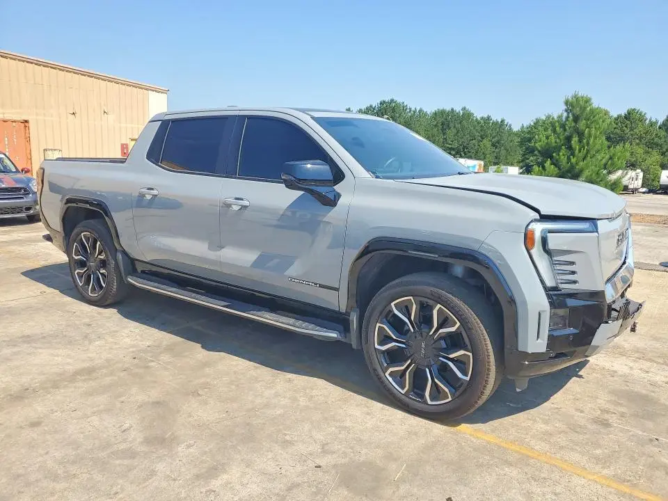 2024 GMC SIERRA DENALI  