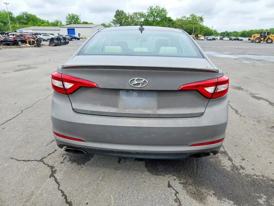 2016 HYUNDAI SONATA SPORT  