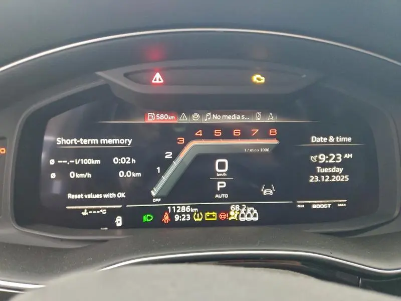 2025 AUDI SQ8 PREMIUM PLUS  