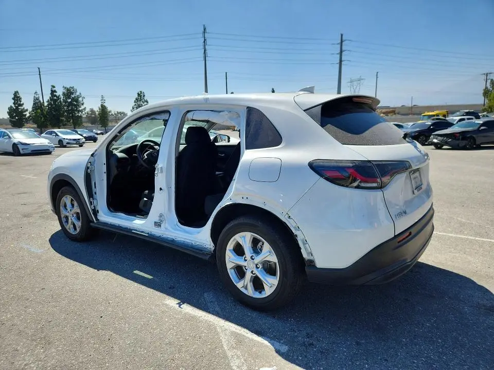 2024 HONDA HR-V LX  