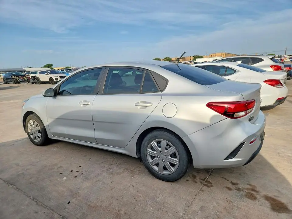 2022 KIA RIO LX  