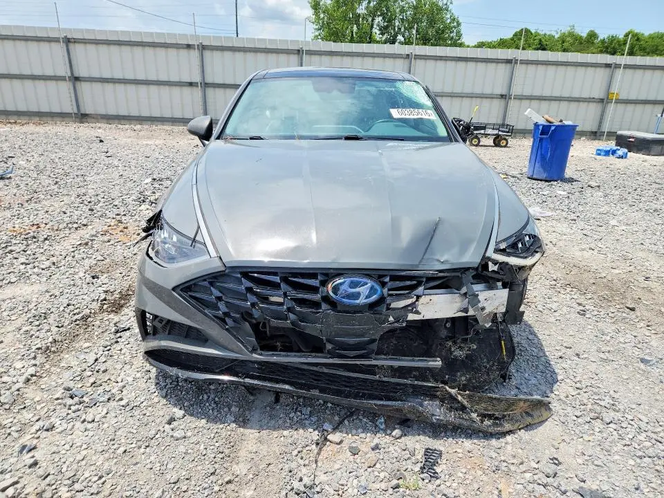 2022 HYUNDAI SONATA SEL  