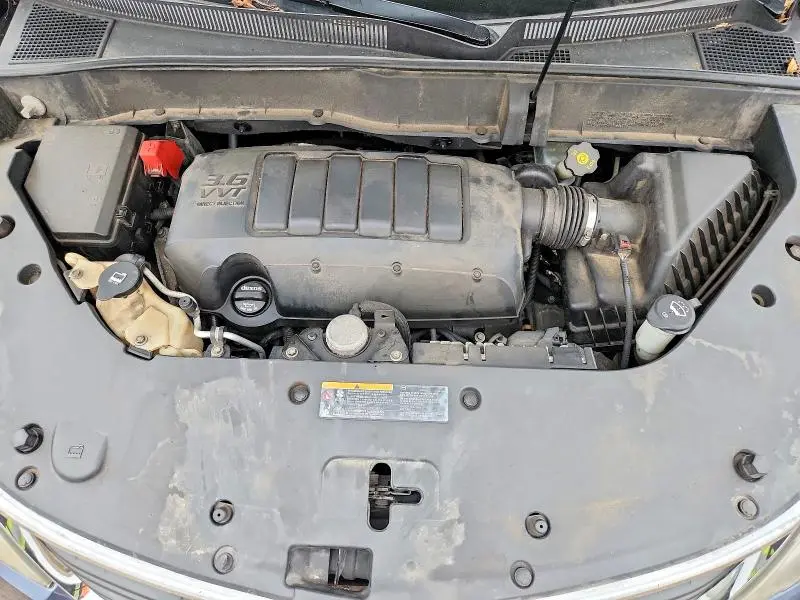 2013 CHEVROLET TRAVERSE LS  
